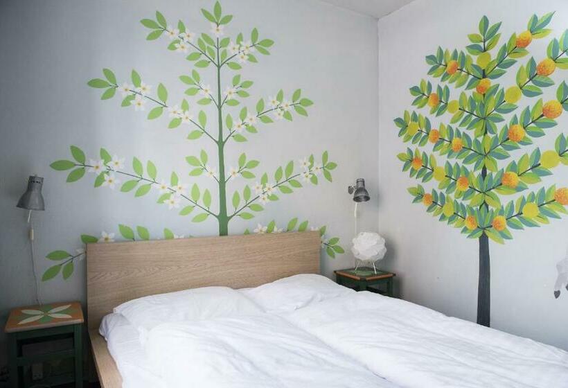 带共用浴室的标准房间, Sleep In Heaven