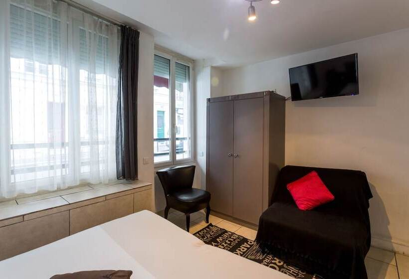 اتاق استاندارد سه نفره, Hôtel De L Europe