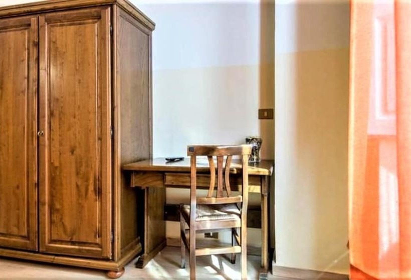 اتاق استاندارد, Hermes