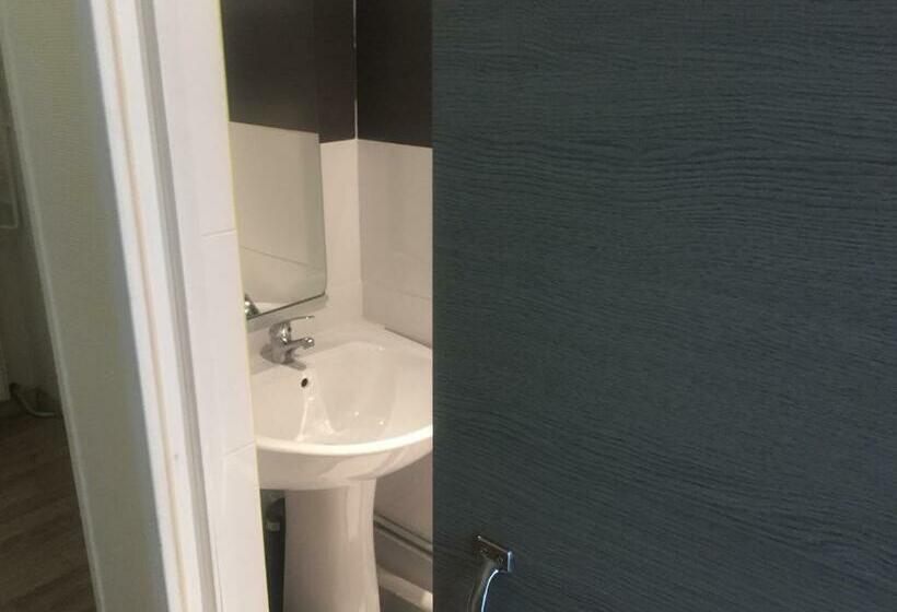 اتاق استاندارد یک نفره, Hôtel De L Europe