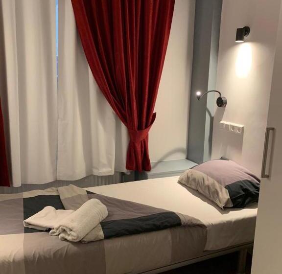 غرفة قياسية فردية, Restaurant Old Bridge