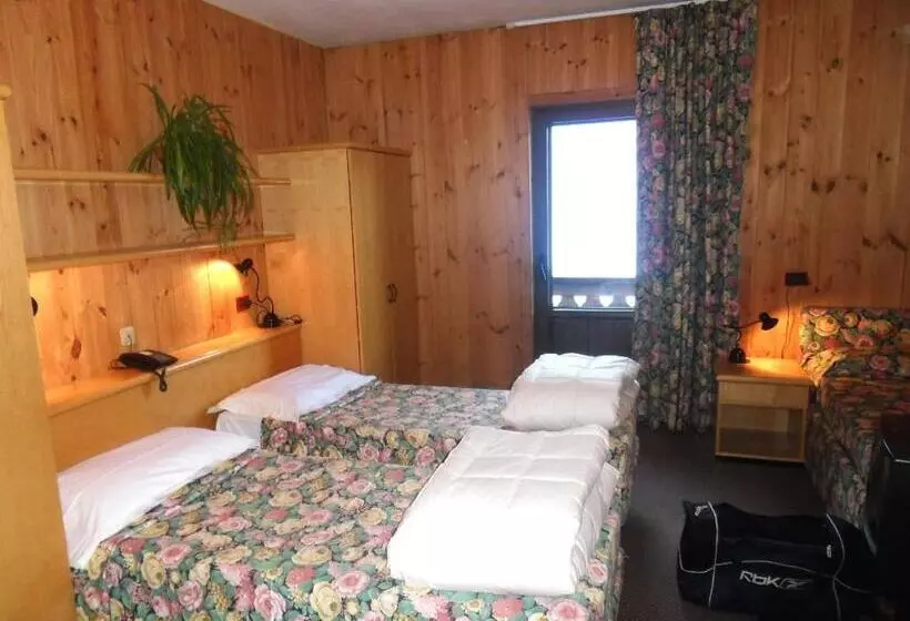 Standard Kolmen Hengen Huone, Santa Caterina