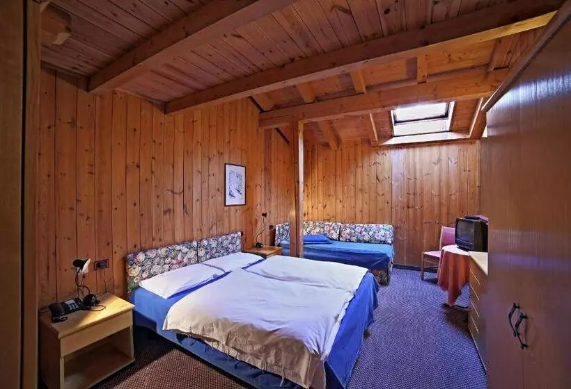 Standard Kolmen Hengen Huone, Santa Caterina