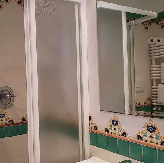 بانگلوی استاندارد, Residence Villaggio Verde