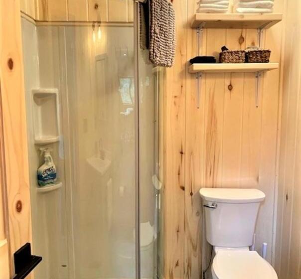 ２ベッドルームハウス, Ridgewalk Treehouse