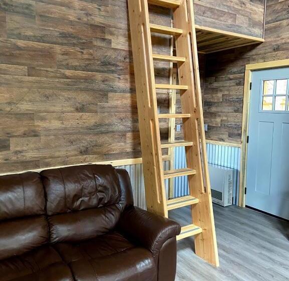 ２ベッドルームハウス, Ridgewalk Treehouse