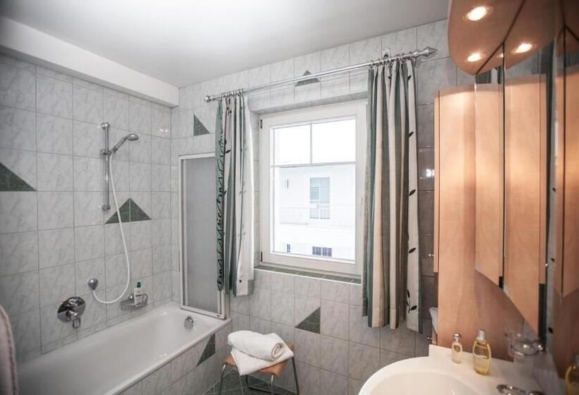 דירה בת חדר שינה 1 עם מרפסת, Gästehaus Wiesengrund & Apart Sporer