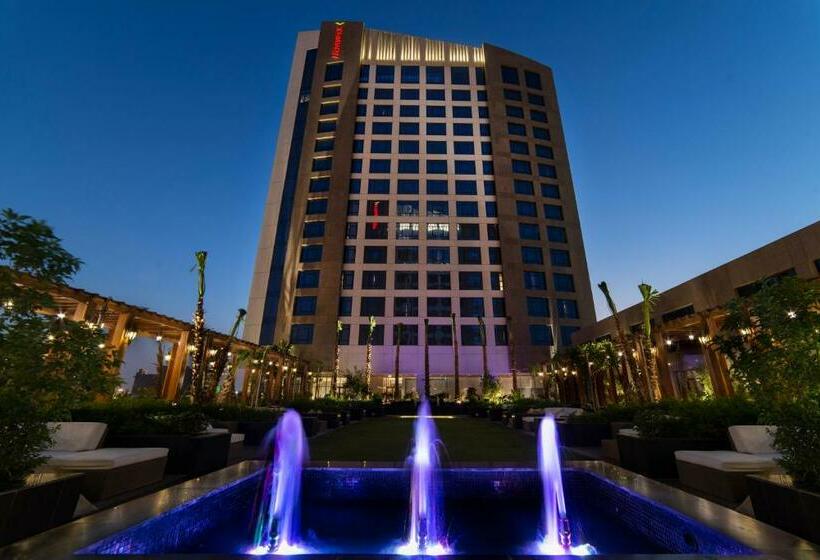 Номер Executive, Movenpick Hotel And Residences Riyadh