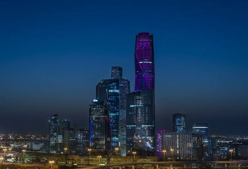 Номер Superior, Movenpick Hotel And Residences Riyadh