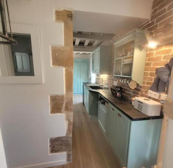 Дом 2 Спальни, Domaine Les Bois Flottes Dans Maison De Charme Au Bord De Mer Et Proche De Cabourg