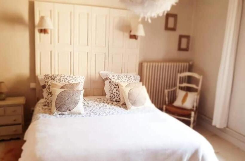 غرفة قياسية مطلّة علي الحديقة, Le 4 Feuilles En Camargue