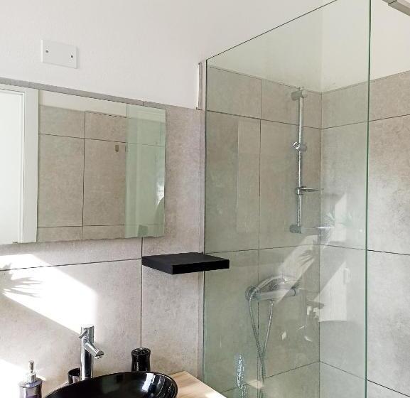 דירת חדר עם טרסה, Kolossoi Guest House