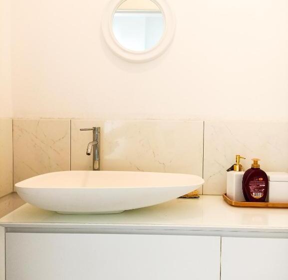 דירת חדר עם טרסה, Kolossoi Guest House