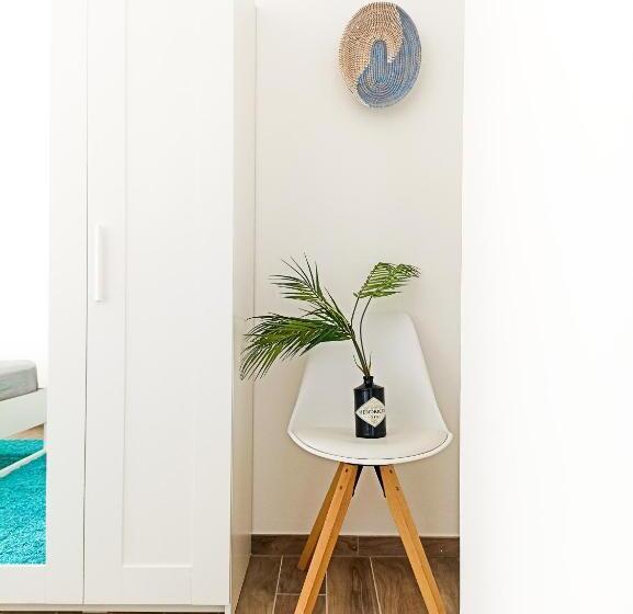 חדר סטנדרט עם מיטת קינג, Kolossoi Guest House