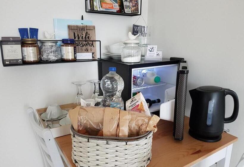 اتاق استاندارد, Petite Anchorage