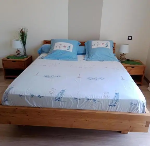 デラックスルーム, Chambre D Hôtes Le Berceau