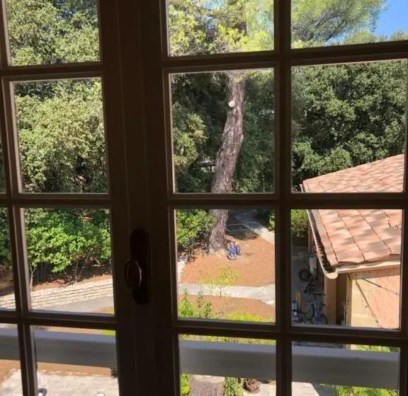バス共有のスタンダードルーム, Chambres Dans Le Luberon   Bois Romay