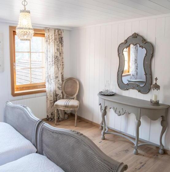 חדר דלוקס, Casa Pasch   Boutique Bed And Breakfast In Cumpadials