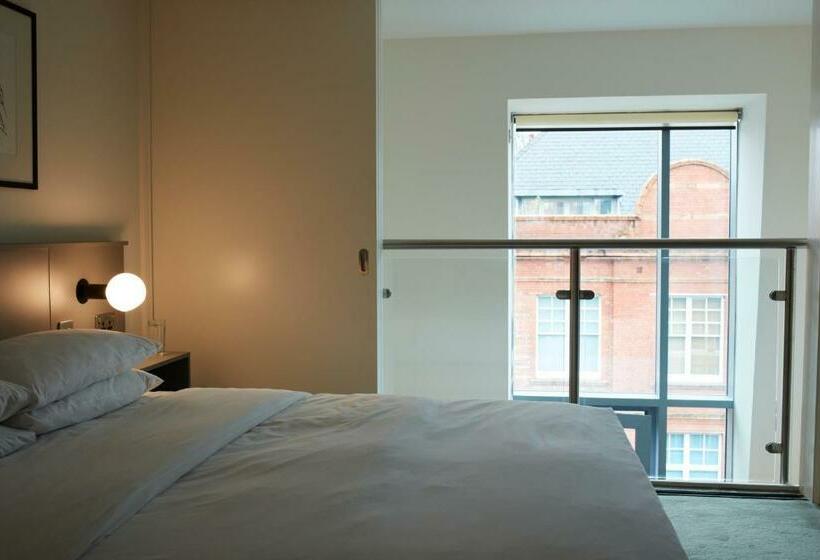 آپارتمان 2 خوابه, Leven Manchester
