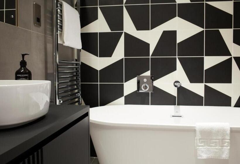 آپارتمان 2 خوابه, Leven Manchester