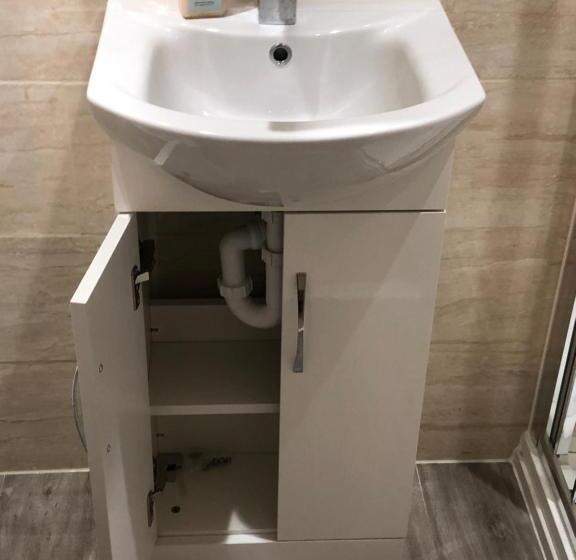 Deluxe Værelse, Cuterooms