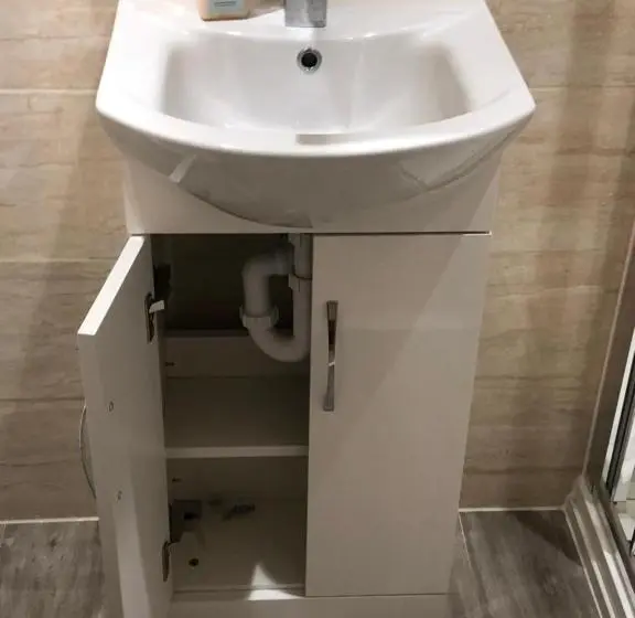 اتاق لوکس, Cuterooms