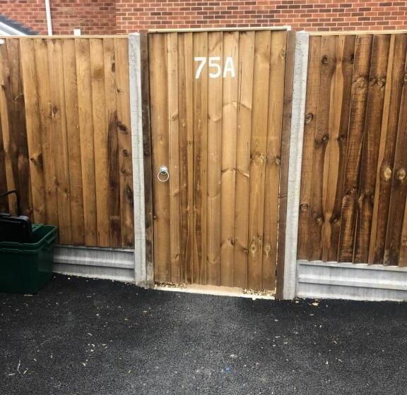 Deluxe Værelse, Cuterooms