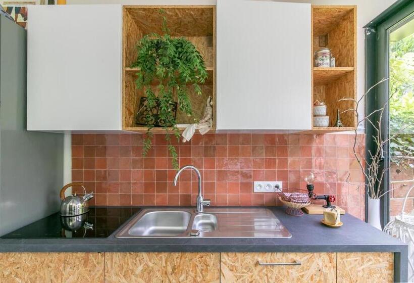 Номер Стандарт Вид на Сад, Maison Du Saule