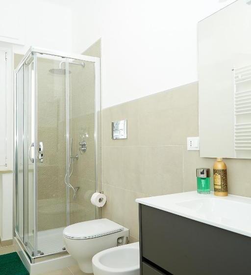 اتاق استاندارد با سرویس بهداشتی مشترک, Scirocco Guest House