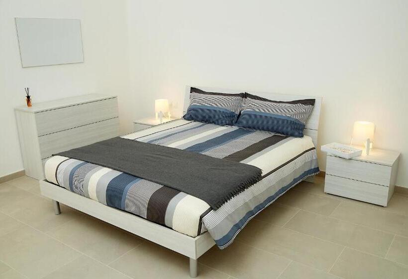 اتاق استاندارد با سرویس بهداشتی مشترک, Scirocco Guest House