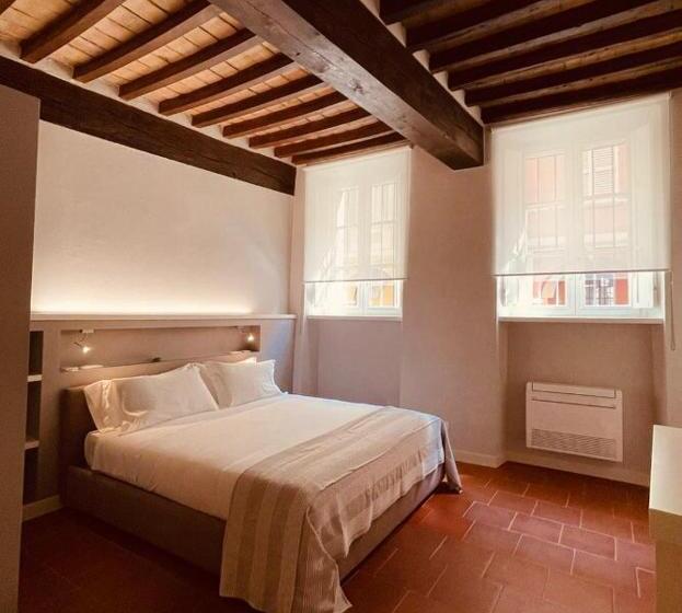 استودیوی لوکس, Palazzo Borgocolonne Apartments