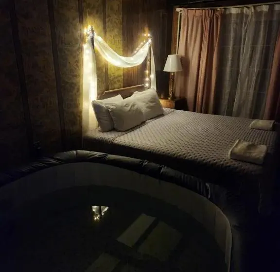 バスタブ付きスタンダードルーム, Pocono Mountains Hotel And Spa