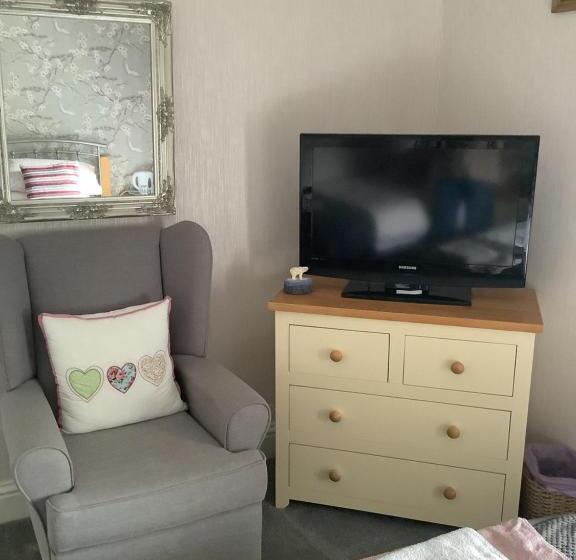 Standard room with outdoor bath, Westlea Bed And Breakfast