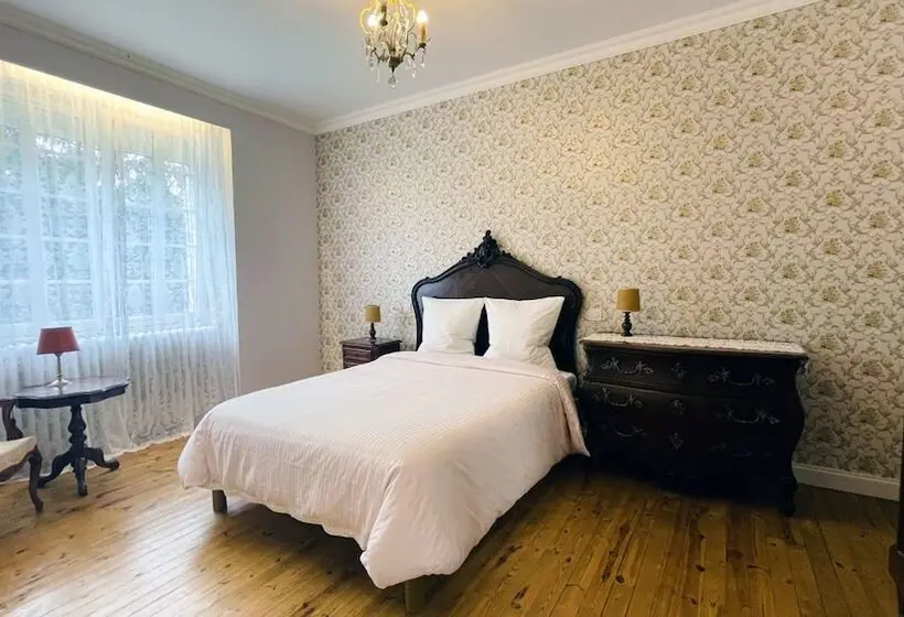 Suite Deluxe, Logis Vélès