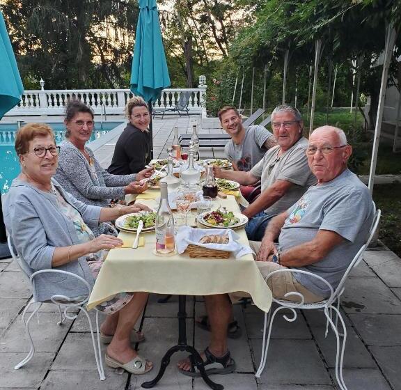 Президентский Люкс, Logis Vélès