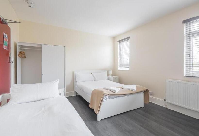 Quarto Economy, Rasa Sayang House   Self Check In Guesthouse