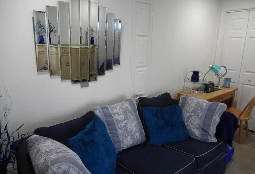 スタンダードルーム, The Blue Luxury Suite