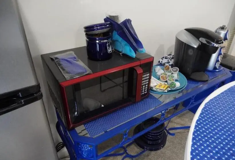 スタンダードルーム, The Blue Luxury Suite