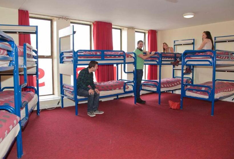 تختخواب در اتاق مشترک, Abigail S Hostel