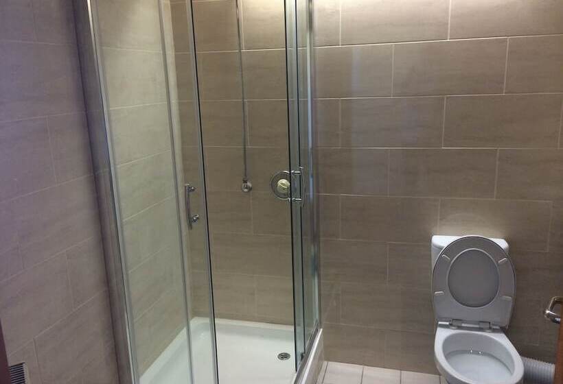 اتاق استاندارد, Abigail S Hostel