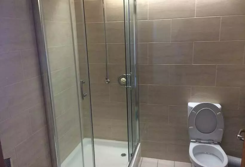 اتاق استاندارد, Abigail S Hostel