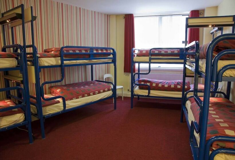 تختخواب در اتاق مشترک, Abigail S Hostel