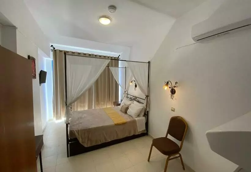 اتاق استاندارد با چشم‌انداز باغ, Anastasia Studios, Apartments & Suites