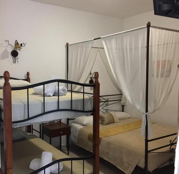 패밀리 룸, Anastasia Studios, Apartments & Suites