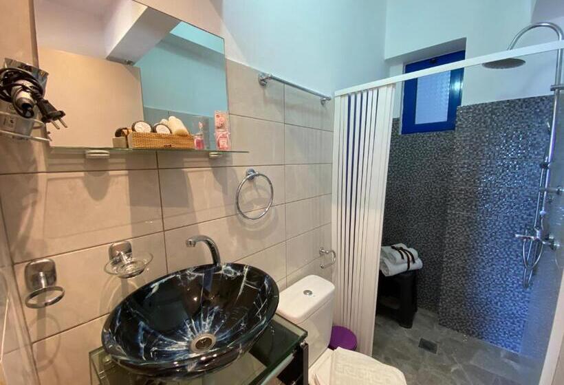 Triple Room Sea View, Anastasia Studios, Apartments & Suites