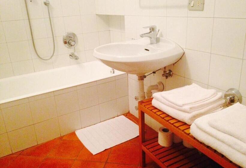 آپارتمان 2 خوابه, B&b Entro Le Mura