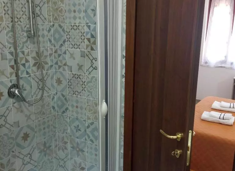 スタンダードルーム, Bed & Breakfast Il Sentiero