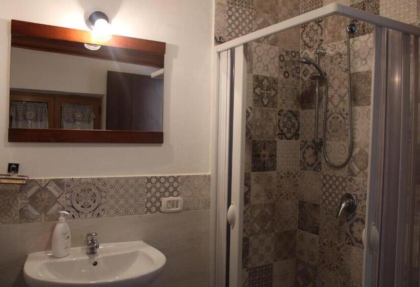 Номер Стандарт Трехместный, Bed & Breakfast Il Sentiero