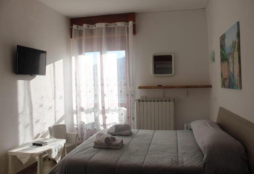 标准三人间, Bed & Breakfast Il Sentiero