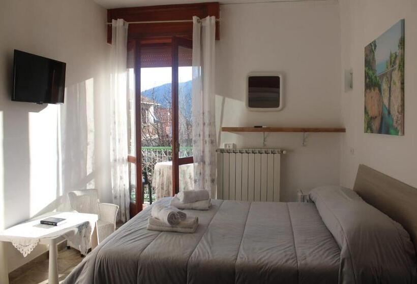 标准三人间, Bed & Breakfast Il Sentiero